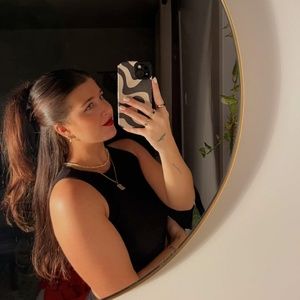 Meet your Posher, Isa-laura